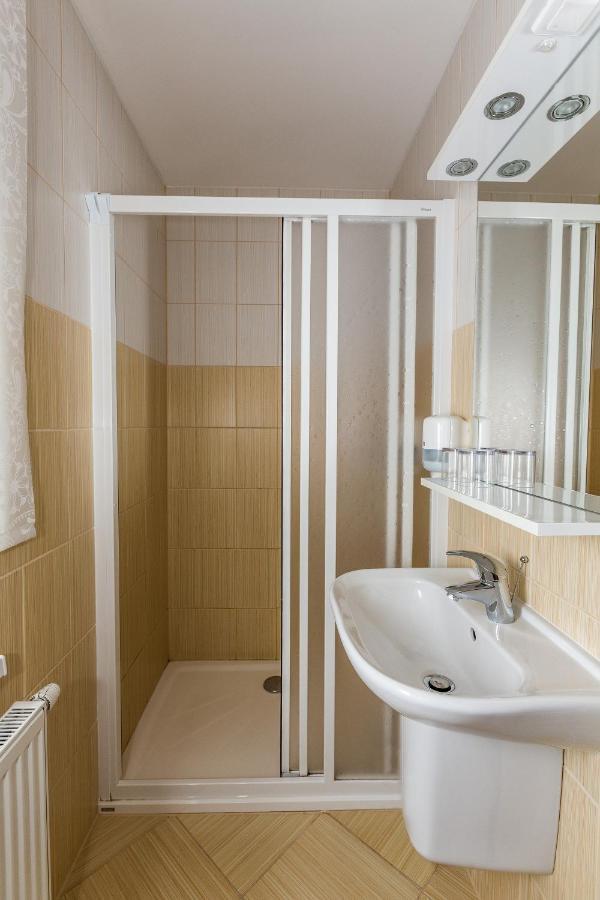 Parkhotel Smržovka Eksteriør billede